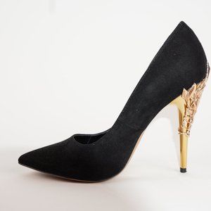 Esperanza Glam Black & Gold Pump